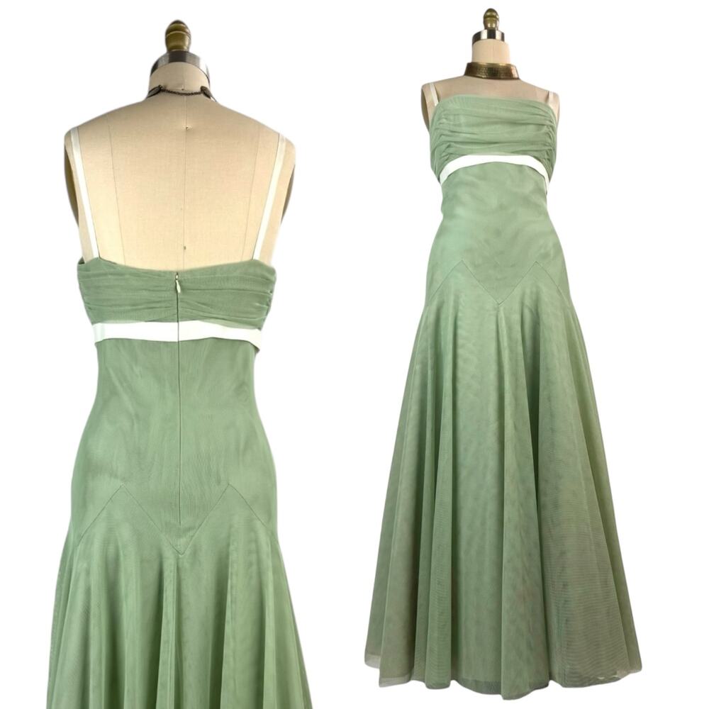 ❌SOLD❌Vintage VERA WANG brand new with tags celadon green A-line gown SIZE 10 - Picture 2 of 16
